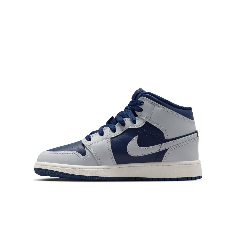 Air Jordan 1 Mid Gs Basketbol Ayakkabısı