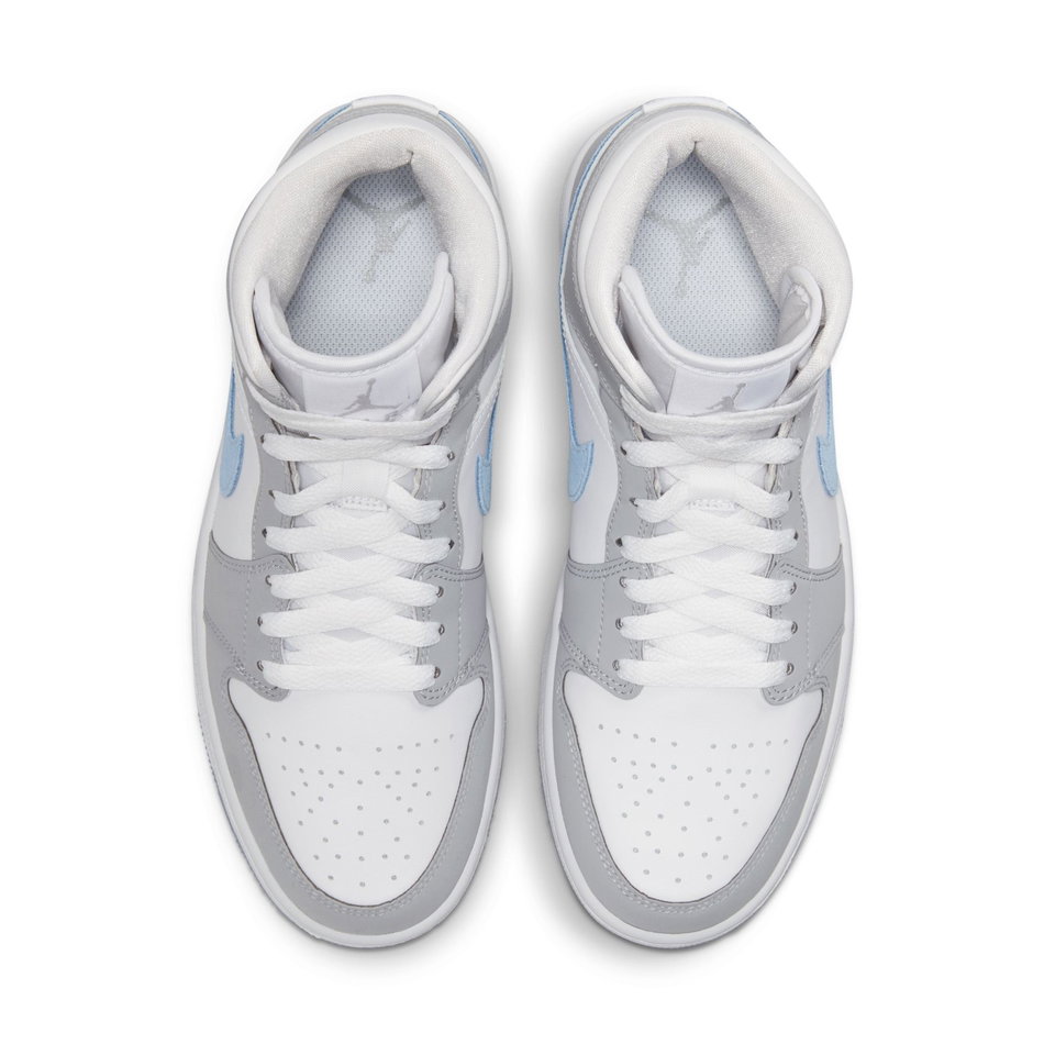 Air Jordan 1 Mid Kadın Basketbol Ayakkabısı