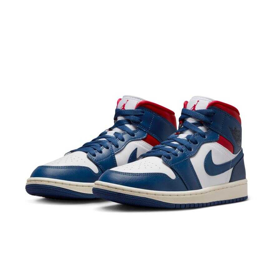 Air Jordan 1 Mid Kadın Basketbol Ayakkabısı