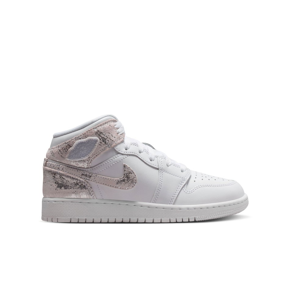 Air Jordan 1 Mid Se Bg Basketbol Ayakkabısı