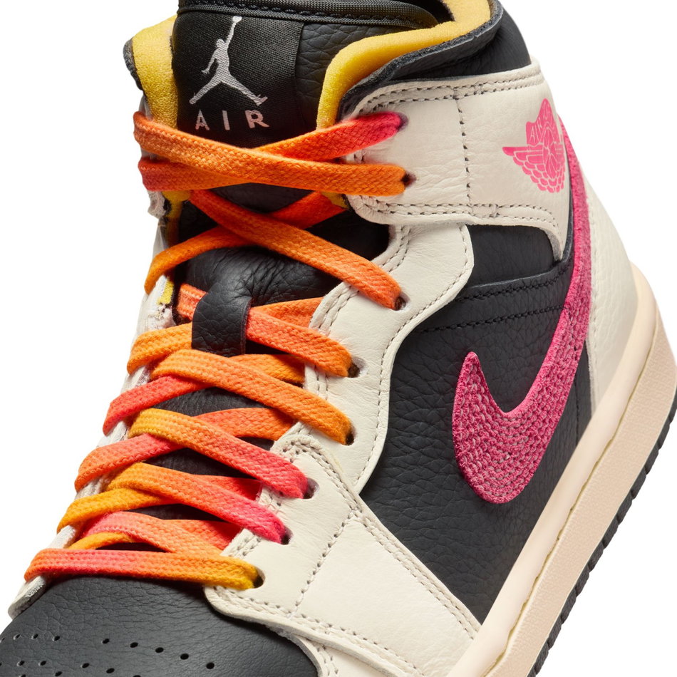Air Jordan 1 Mid SE Edge Flight Club Kadın Basketbol Ayakkabısı
