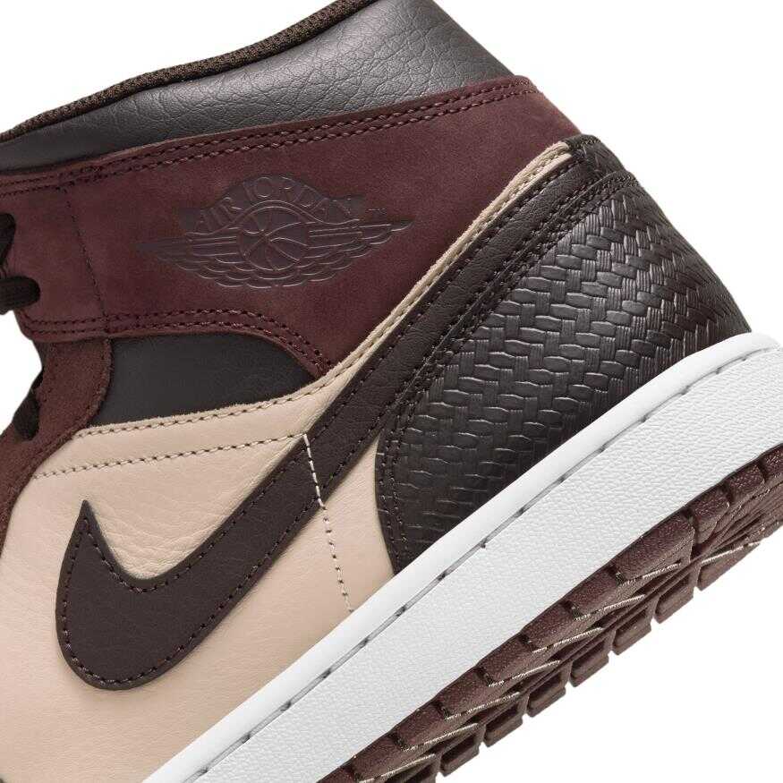 Air Jordan 1 Mid SE Erkek Basketbol Ayakkabısı