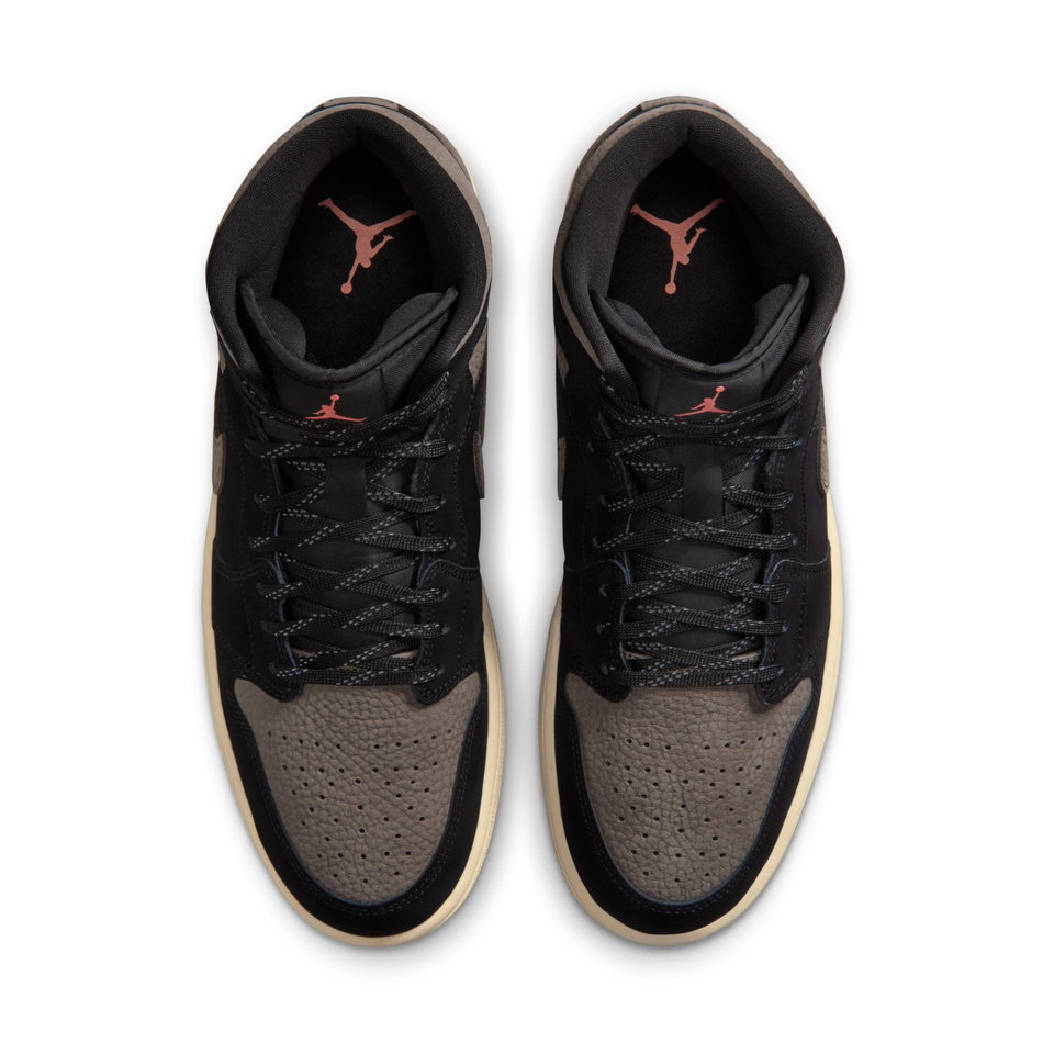 Air Jordan 1 Mid SE Erkek Basketbol Ayakkabısı