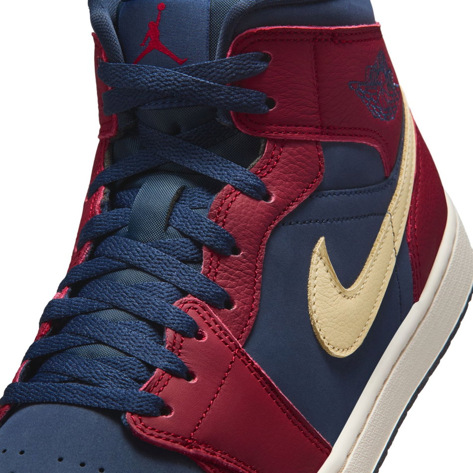 Air Jordan 1 Mid SE Erkek Basketbol Ayakkabısı