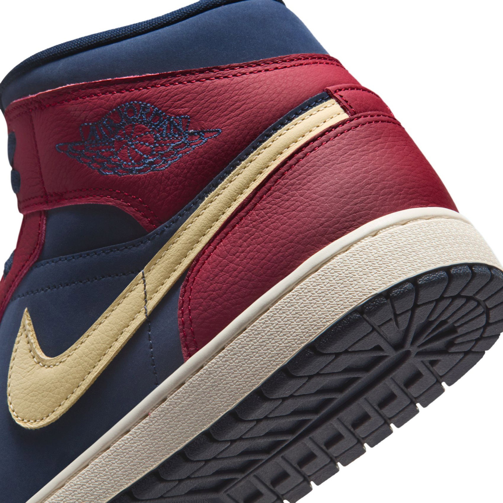 Nike Air Jordan 1 Mid SE Erkek Basketbol Ayakkabısı IO7449-600