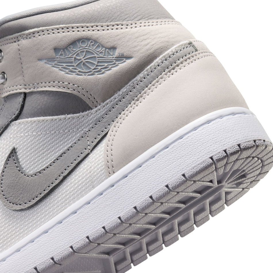 Air Jordan 1 Mid Se Erkek Gri Basketbol Ayakkabısı