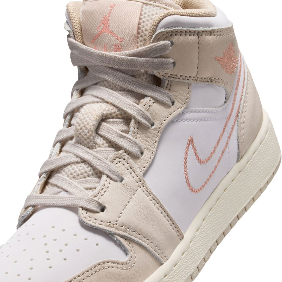 Air Jordan 1 Mid SE Gs Basketbol Ayakkabısı