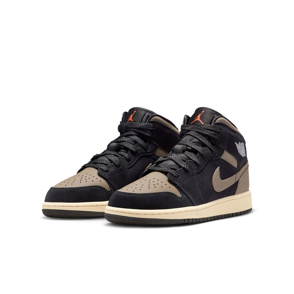 Air Jordan 1 Mid SE Gs Basketbol Ayakkabısı
