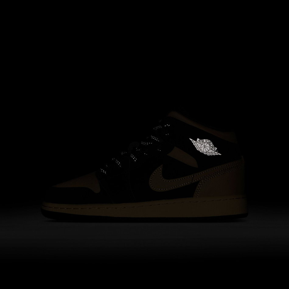 Air Jordan 1 Mid SE Gs Basketbol Ayakkabısı