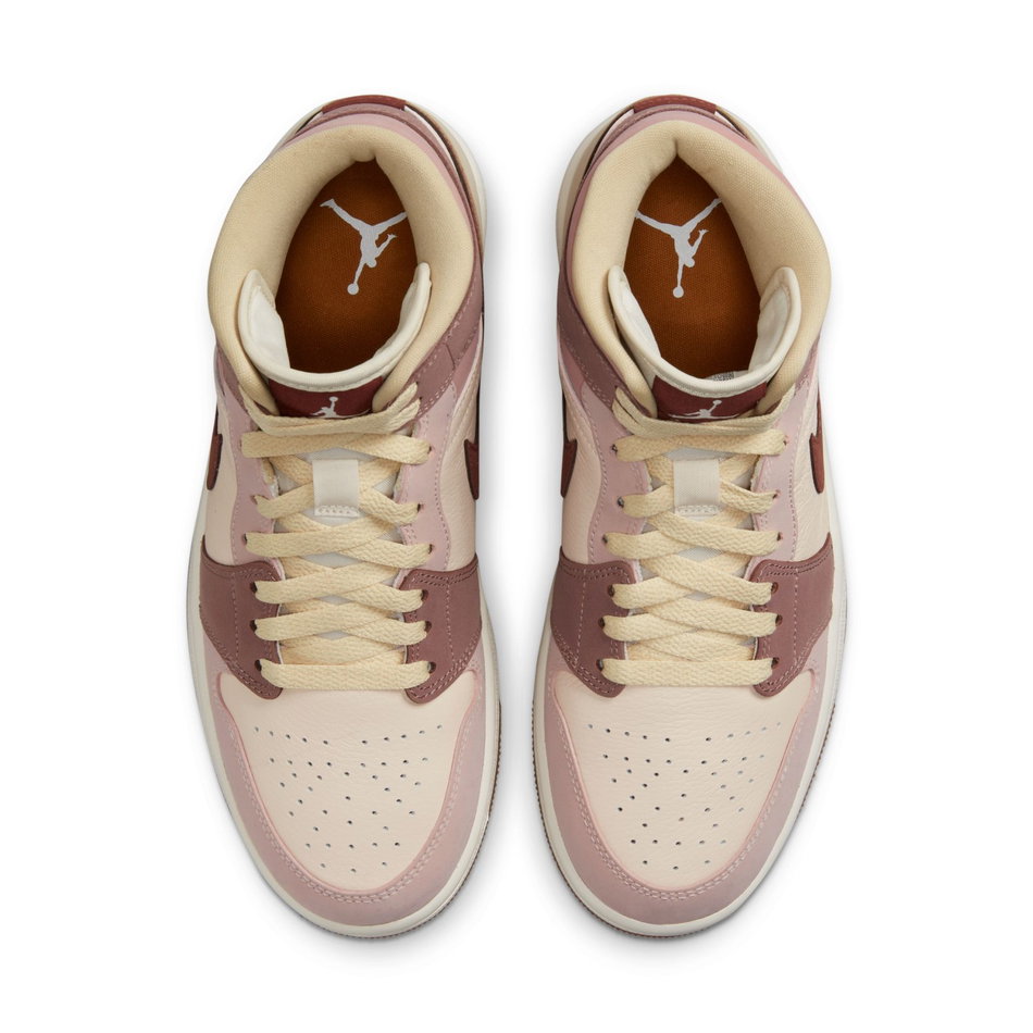 Air Jordan 1 Mid Se Kadın Basketbol Ayakkabısı