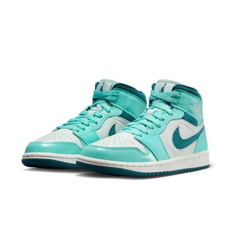Air Jordan 1 Mid Se Kadın Basketbol Ayakkabısı