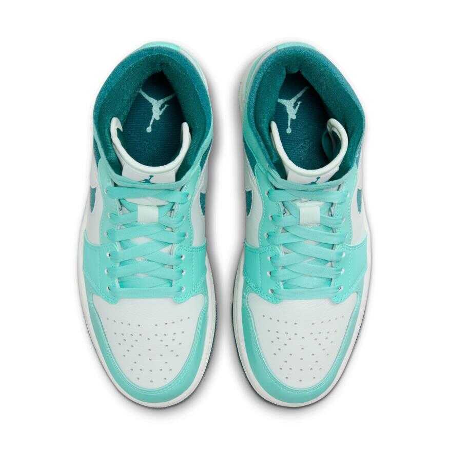 Air Jordan 1 Mid Se Kadın Basketbol Ayakkabısı