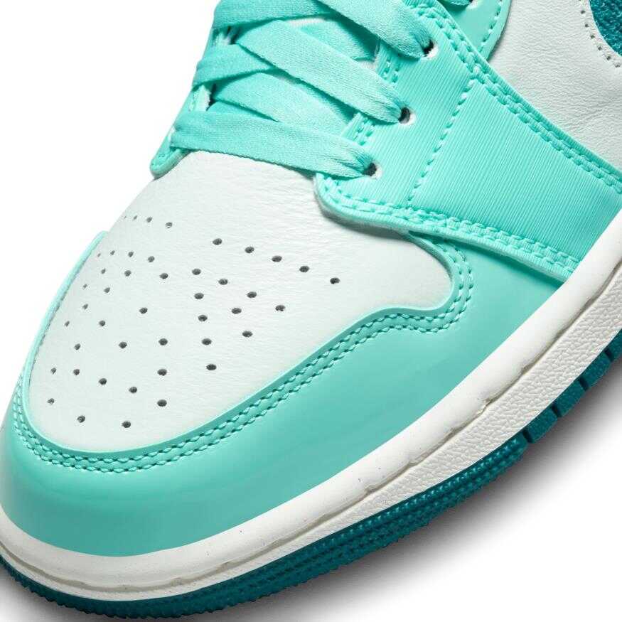 Air Jordan 1 Mid Se Kadın Basketbol Ayakkabısı