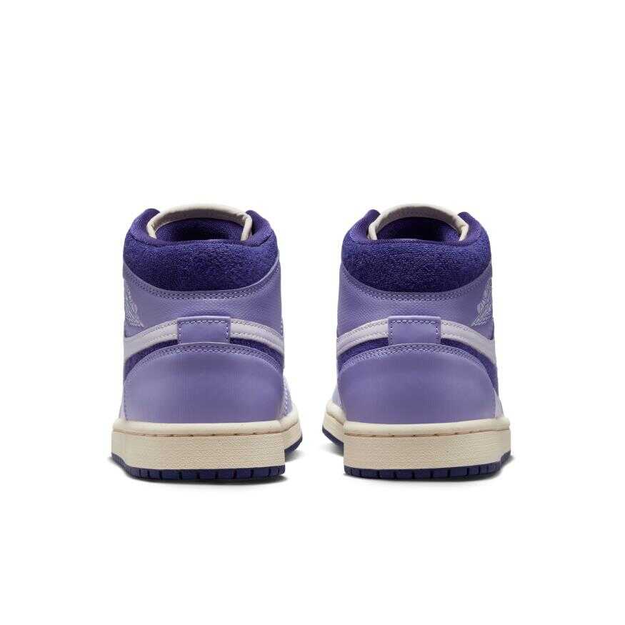 Air Jordan 1 Mid Se Kadın Basketbol Ayakkabısı