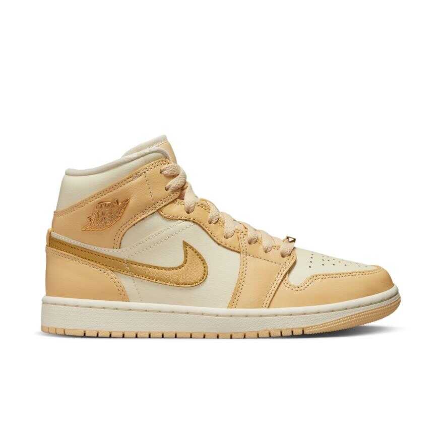 Air Jordan 1 Mid SE Kadın Basketbol Ayakkabısı