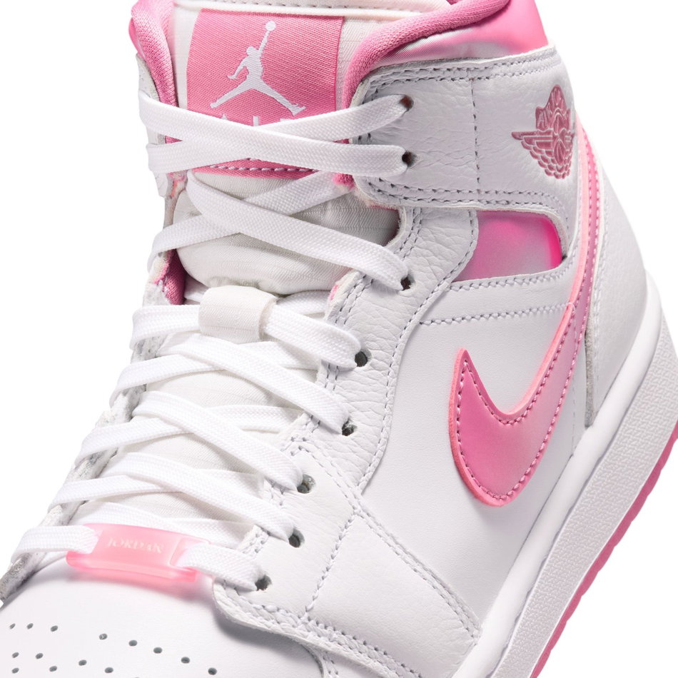 Air Jordan 1 Mid SE Kadın Basketbol Ayakkabısı