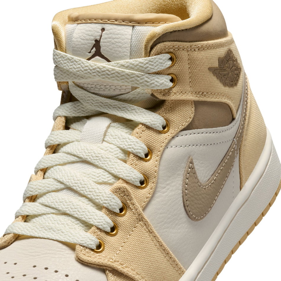 Air Jordan 1 Mid SE Kadın Basketbol Ayakkabısı