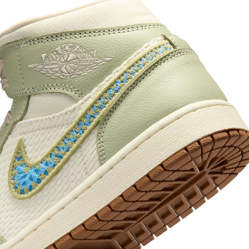 Air Jordan 1 Mid SE 'Olive Aura' Kadın Basketbol Ayakkabısı
