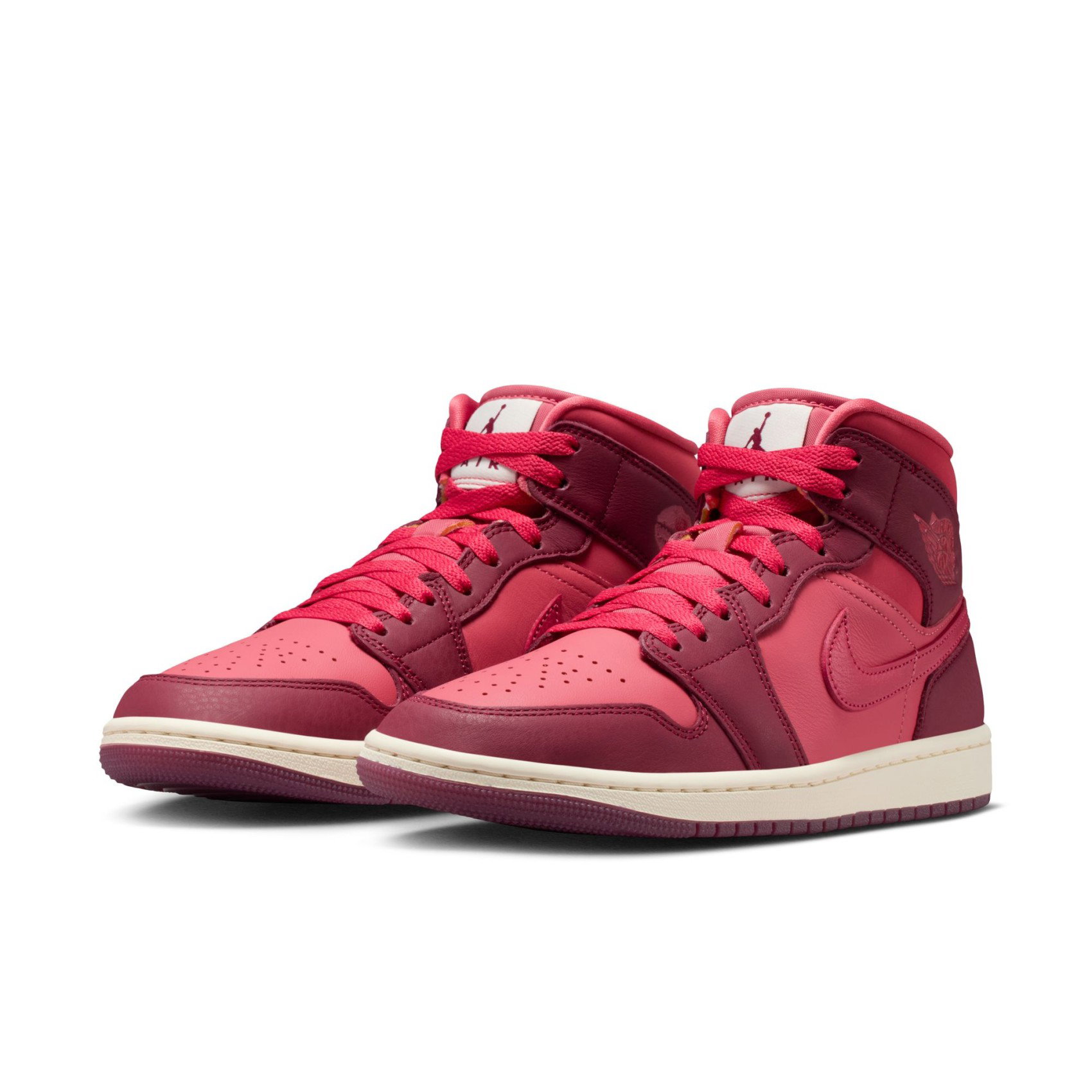 Nike Air Jordan 1 Mid SE Valentine's Day Kadın Basketbol