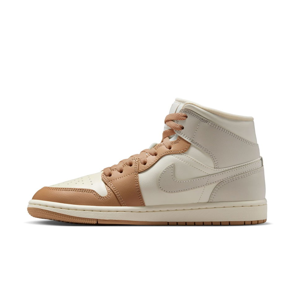 Air Jordan 1 Mid 'Tan Toe' Kadın Basketbol Ayakkabısı