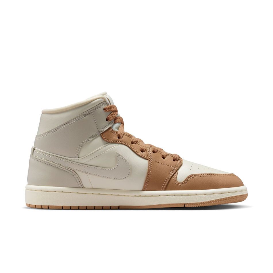 Air Jordan 1 Mid 'Tan Toe' Kadın Basketbol Ayakkabısı