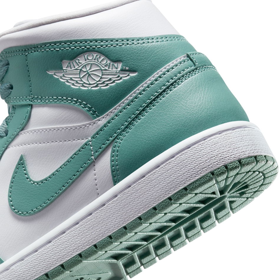 Air Jordan 1 Mid 'White/Cannon' Kadın Basketbol Ayakkabısı