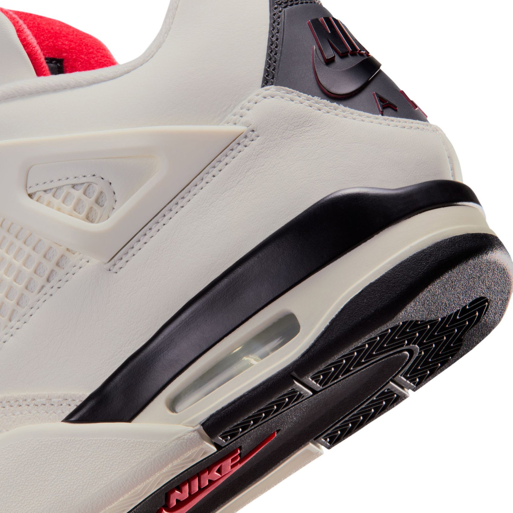 Jordan Beyaz Jordan Air 4 Retro 'Flight Club'