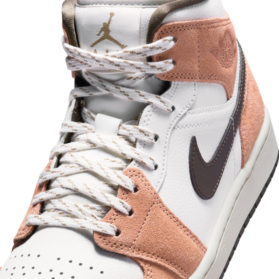 Jordan 1 Mid Kadın Basketbol Ayakkabısı