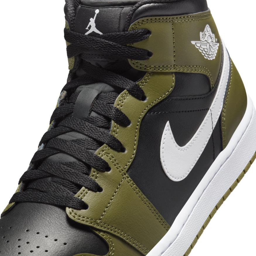 Air Jordan 1 Mid Erkek Basketbol Ayakkabısı