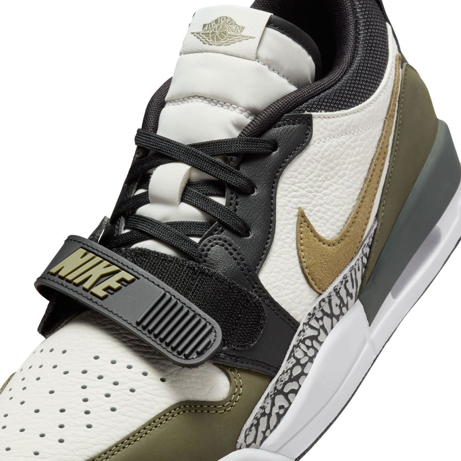 Air Jordan Legacy 312 Low Erkek Basketbol Ayakkabısı