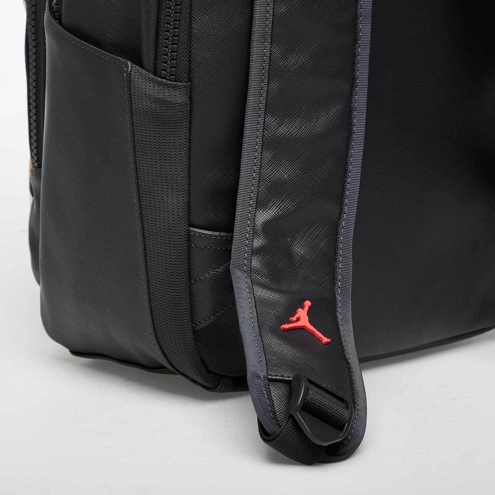 Nike Jordan Borough Backpack Sırt Çantası MA9217-G0T
