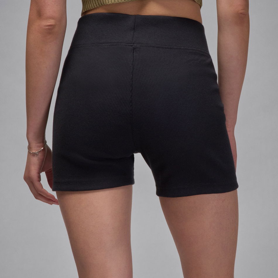 Jordan Brooklyn Essentials Leg Short Kadın Şort