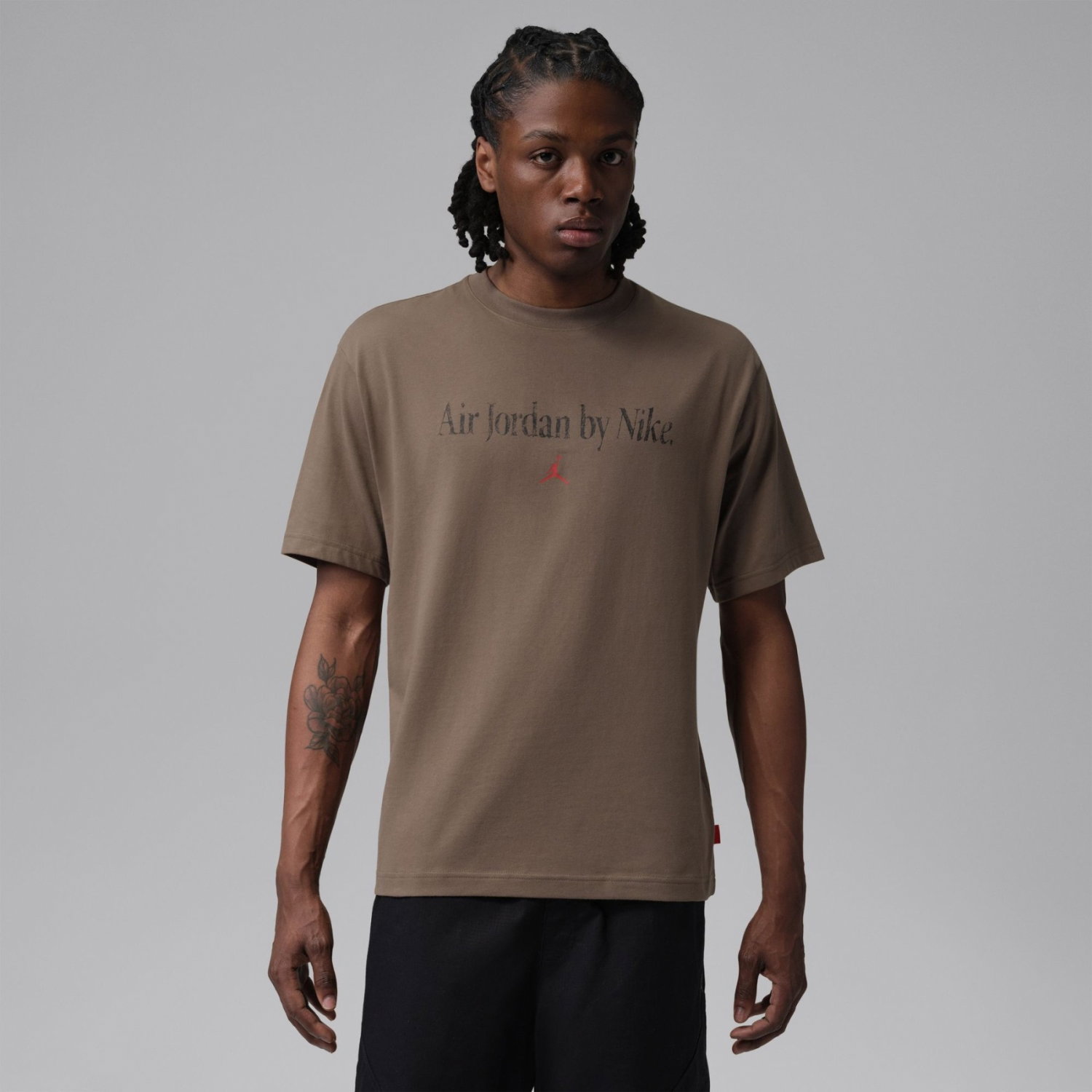 Мужская футболка Jordan Brooklyn Sneaker 85 Ss Crew Kahverengi