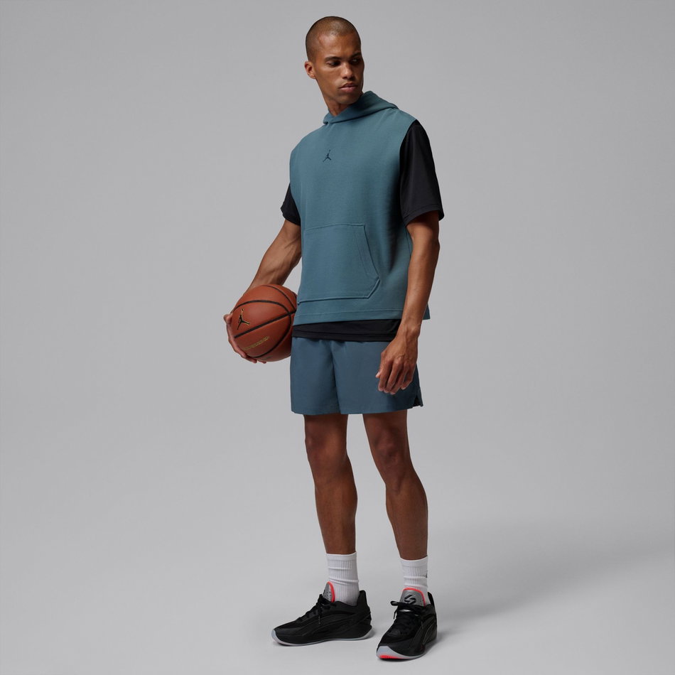Jordan Dri-FIT Sport Flightweight 6