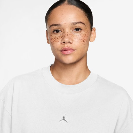 JORDAN - Jordan Essentials Ss Gf Tee Kadın Beyaz Tişört (1)