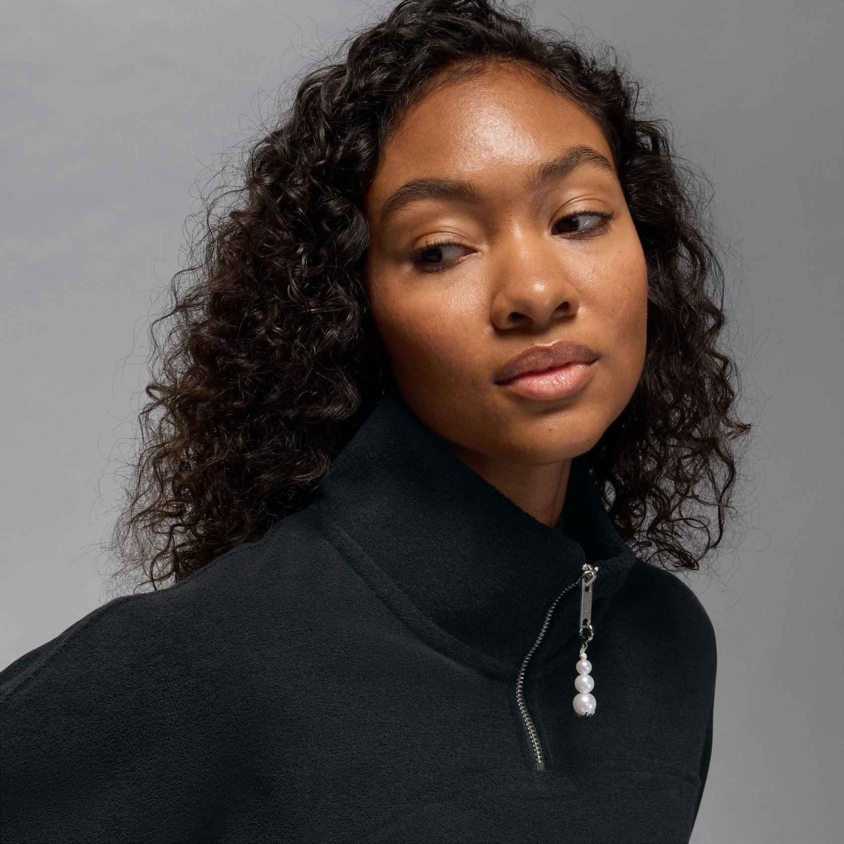 Nike Jordan Fleece Essential QZ Kadın Siyah Sweatshirt HV0326-010