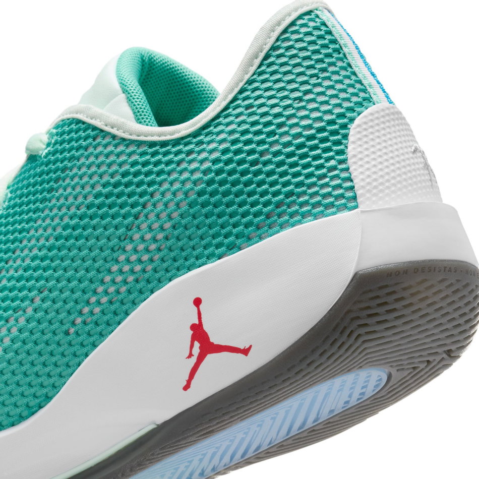 Jordan Luka 77 