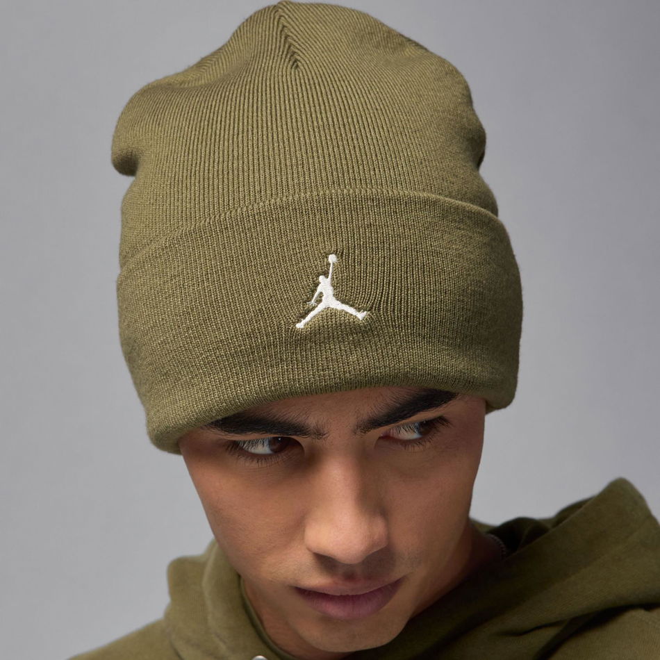 Jordan Peak Beanie Essentials Bere