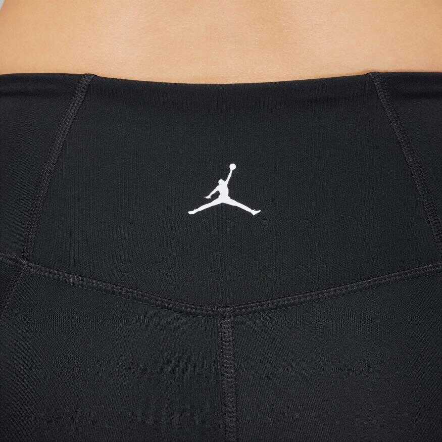 Jordan Sport Essential Leg Short 7 Kadın Şort