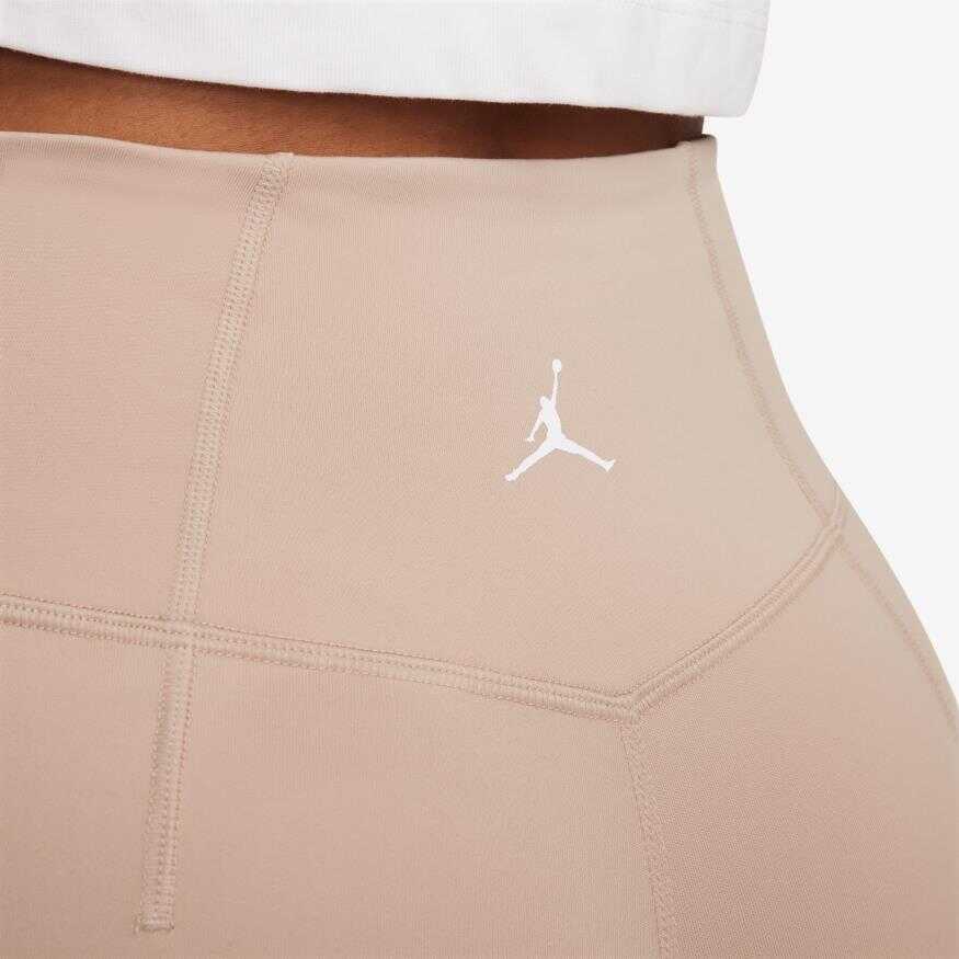 Jordan Sport Essential Leg Short 7 Kadın Şort