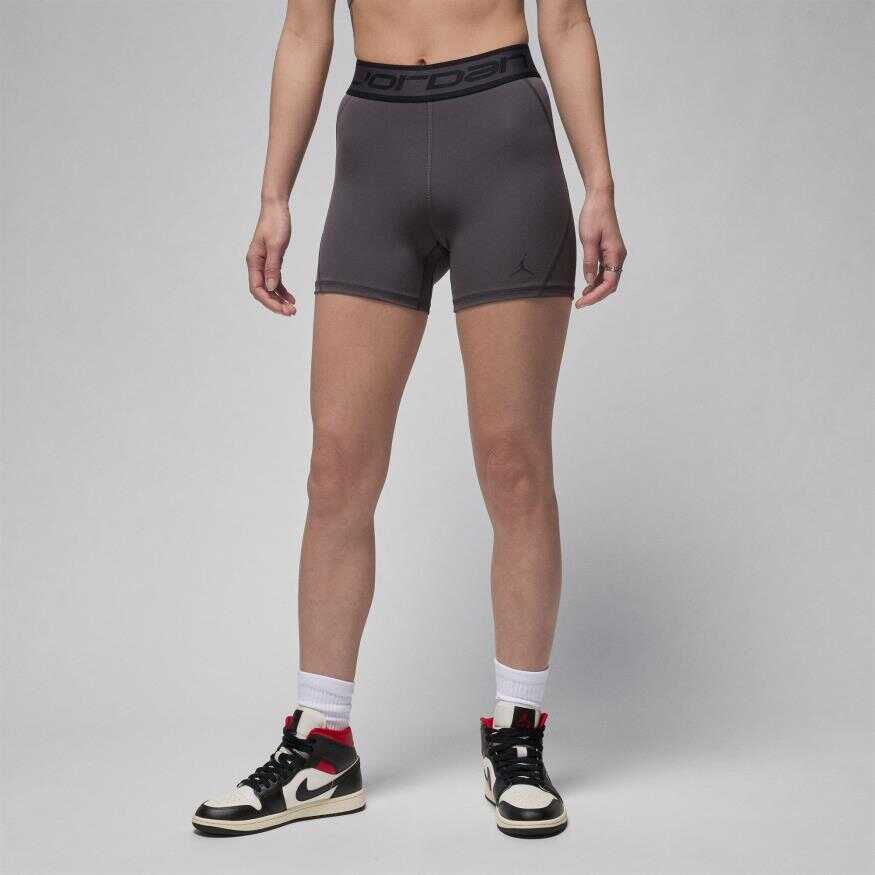 Jordan Sport Legging Short Kadın Şort