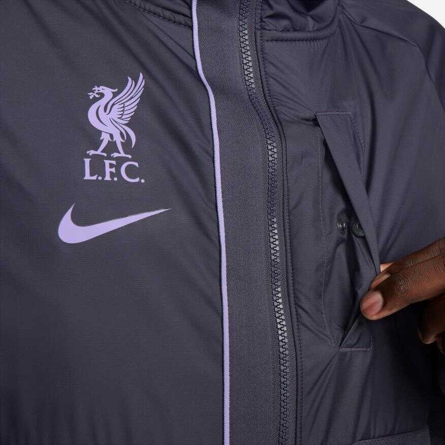 Liverpool FC Winterized Jacket Erkek Mont