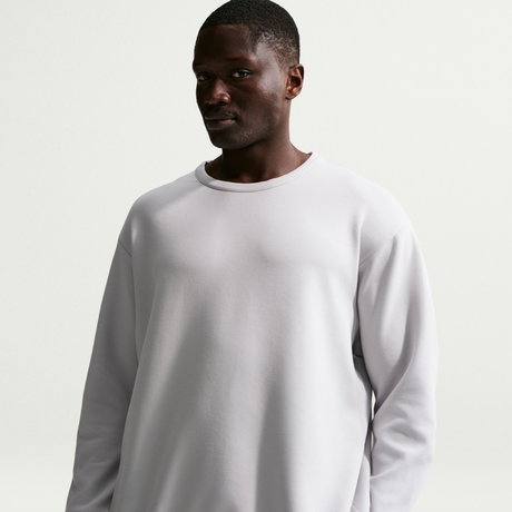 NIKE - 24.7 ImpossiblySoft Dri-FIT Crew Erkek Gri Sweatshirt