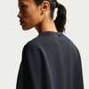 NIKE - 24.7 ImpossiblySoft Dri-FIT Crew Kadın Siyah Sweatshirt (1)