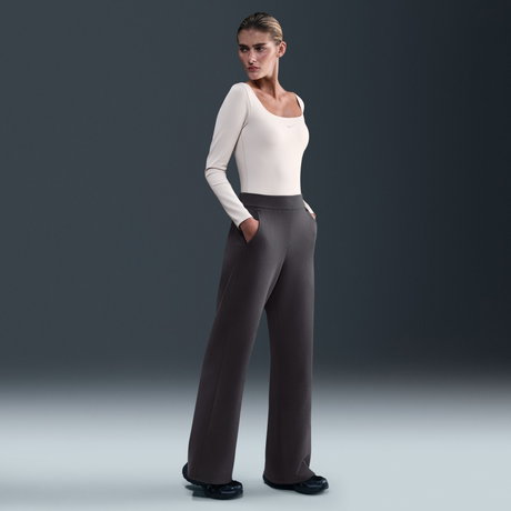 NIKE - 24.7 ImpossiblySoft Dri-FIT Flare Pant Kadın Eşofman Altı