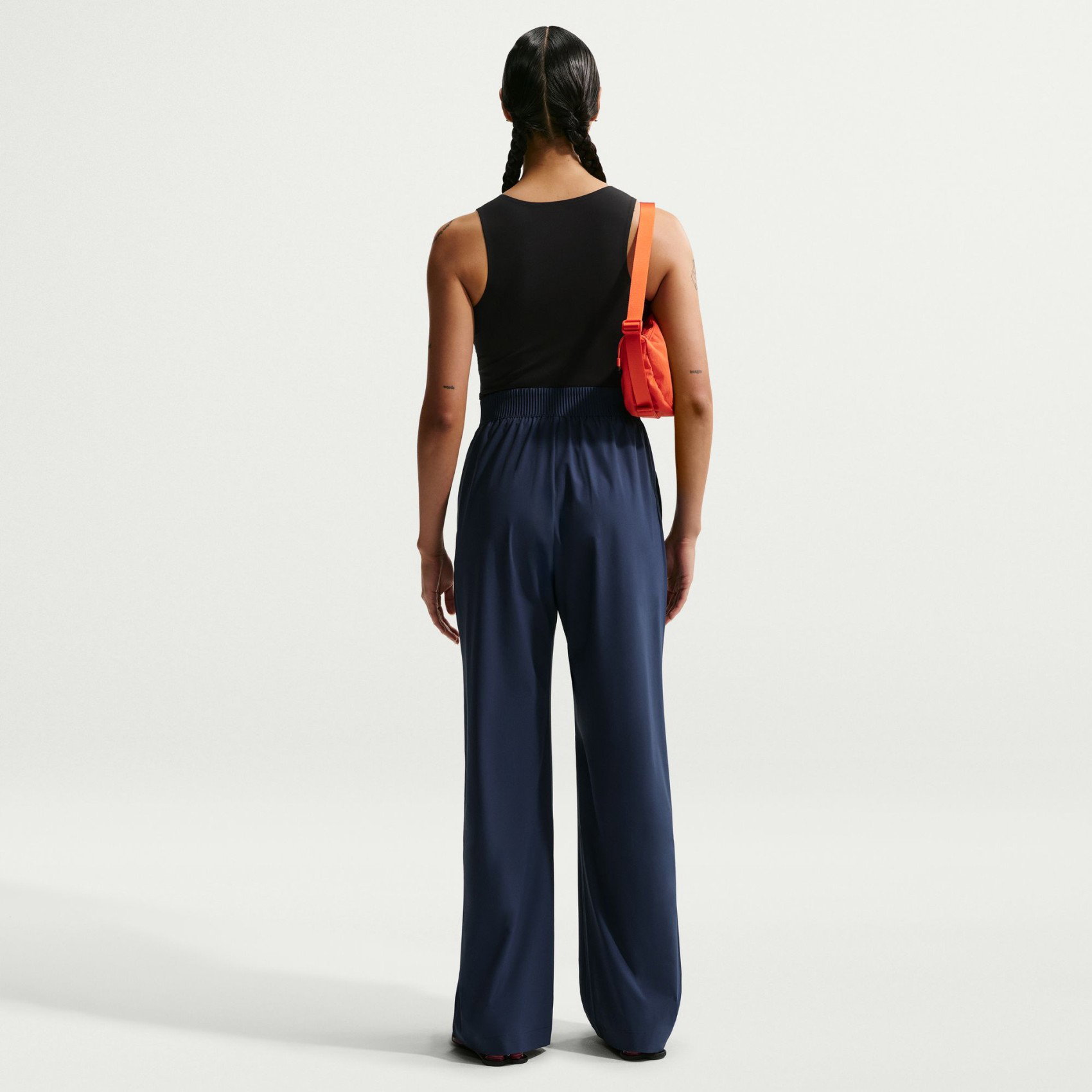 Nike 24.7 ImpossiblySoft Dri-FIT Hr Wd Leg Pant Kadın Eşofman Altı