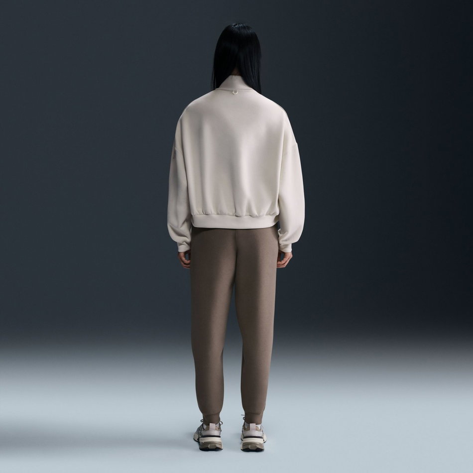 24.7 ImpossiblySoft Dri-FIT HZ Kadın Bej Sweatshirt