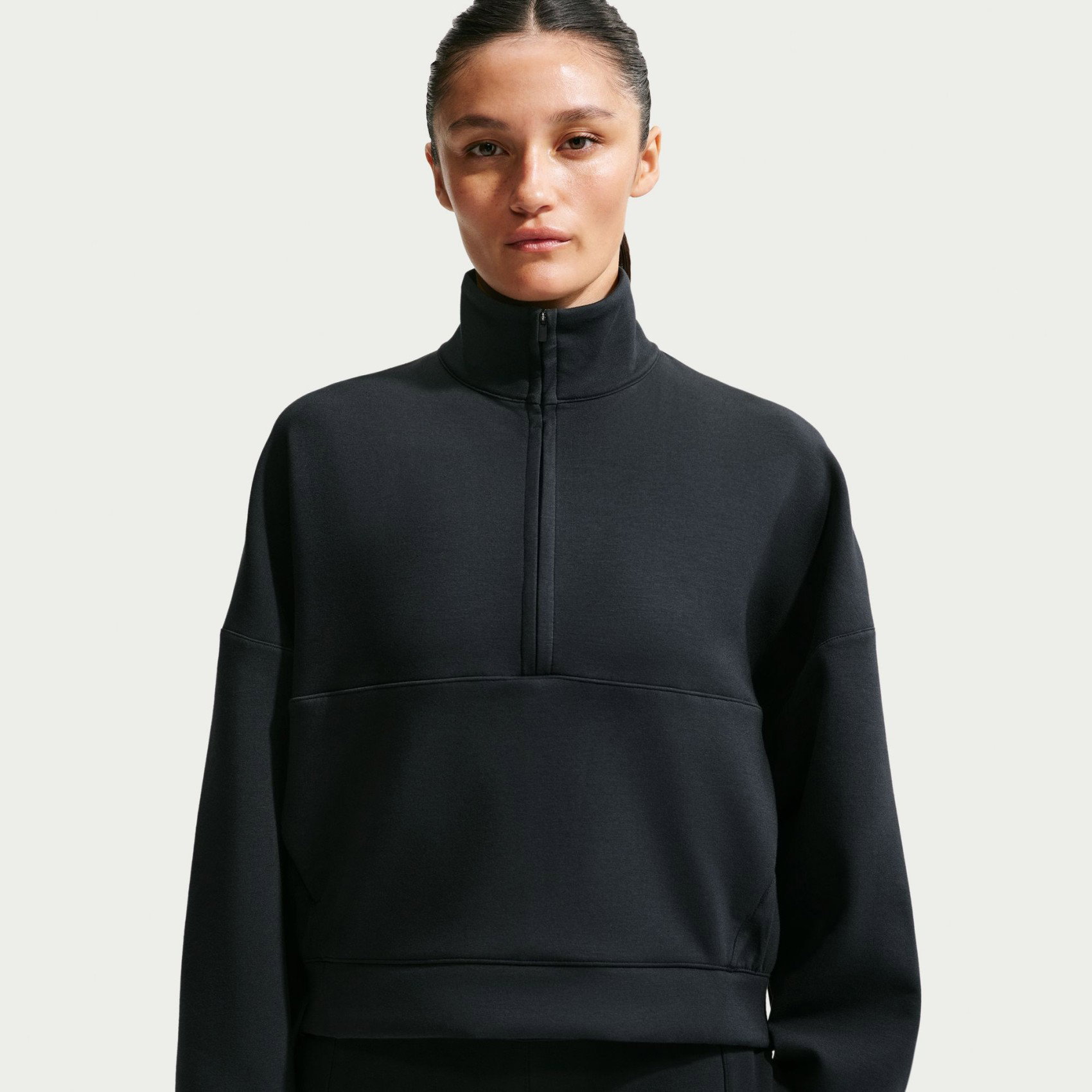 Nike 24.7 ImpossiblySoft Dri-FIT HZ Kadın Siyah Sweatshirt HQ8188-010