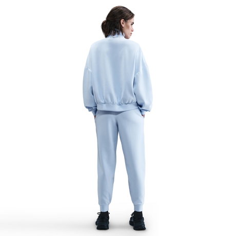 NIKE - 24.7 ImpossiblySoft Dri-FIT MR Jogger Soft Kadın Eşofman Altı (1)