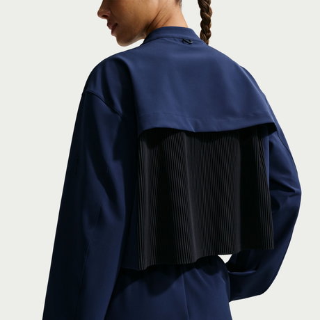 NIKE - 24.7 ImpossiblySoft Dri-FIT Woven Crop Jacket Kadın Ceket (1)